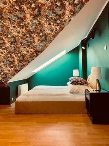 Hotel Go??bek