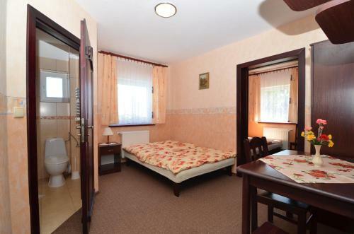 Hostal Villa Finezja Pokoje Goscinne