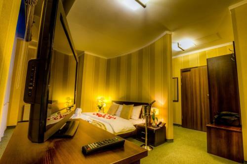 Hotel Aviator