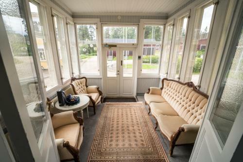 Karolineburg Manor House Hotel
