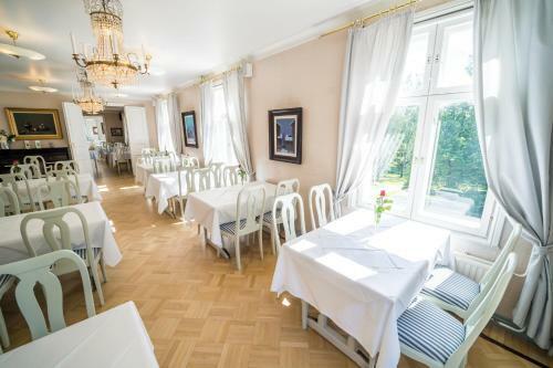 Karolineburg Manor House Hotel