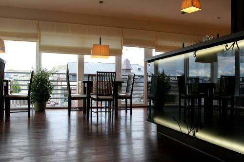 Hostal Guesthouse Sinchronas