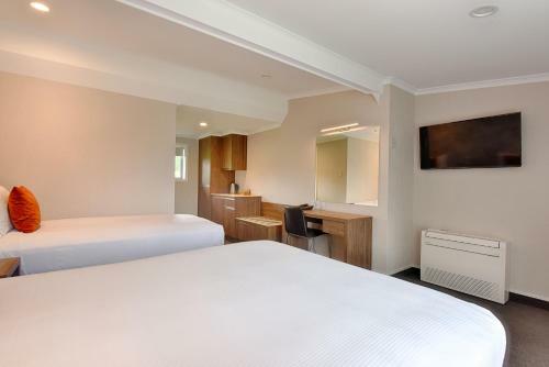 Heartland Hotel Croydon