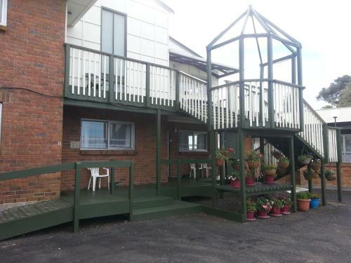 North End Motel