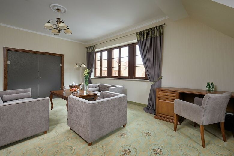 Hotel Poledno