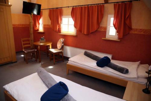 Hostal Natura Park