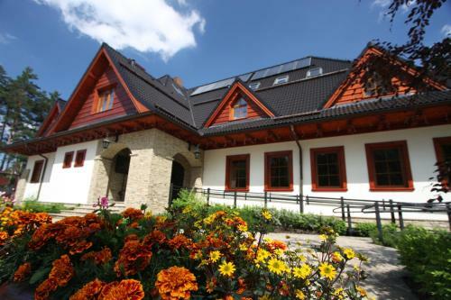 Hotel Pokoje W Ober?y Czarny Gro?