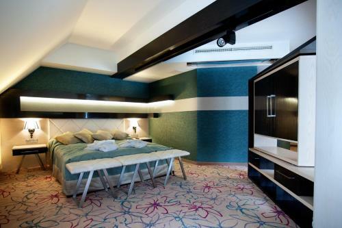 Hostal Hotel & Spa Czarny Gro?