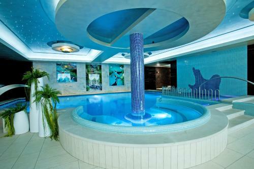 Hostal Hotel & Spa Czarny Gro?