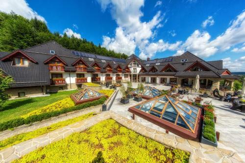 Hostal Hotel & Spa Czarny Gro?