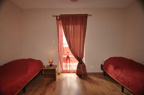 Apartament Pod D?bami