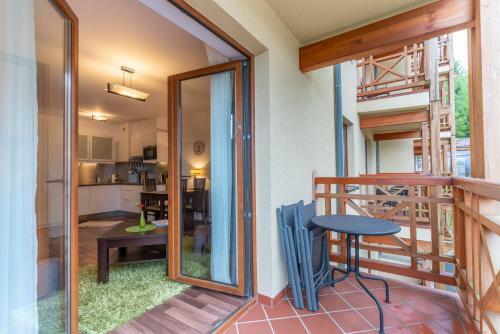 Rentplanet - Apartamenty Urocza 5c
