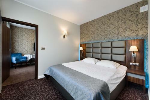 Hotel Nowy Dw�r