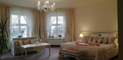 Hotel Spa Akacjowy Dw�r