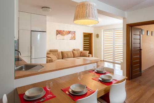 Apartamenty Apartinfo Centrum W?adys?awowo