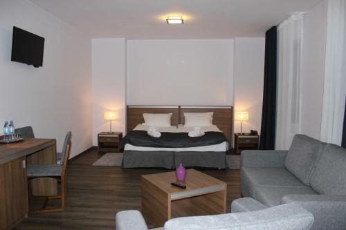 Glas-hotel 3*