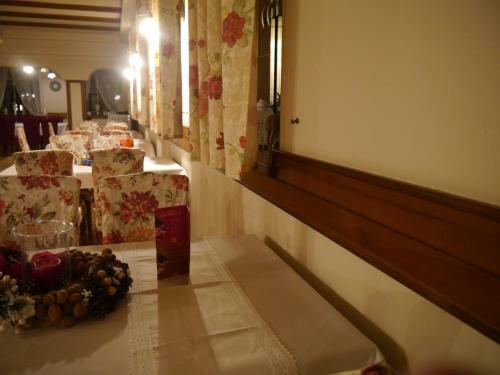 Hostal Hotelik Restauracja Kaprys