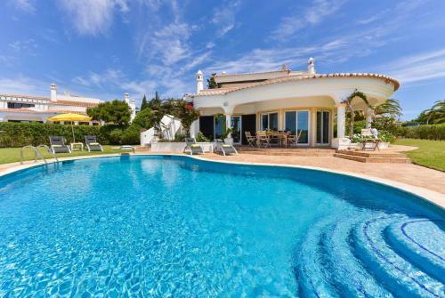 Benagil Villa Sleeps 8 Air Con Wifi
