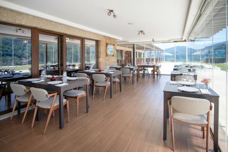 Hostal Quinta De Cabanas Douro Country House