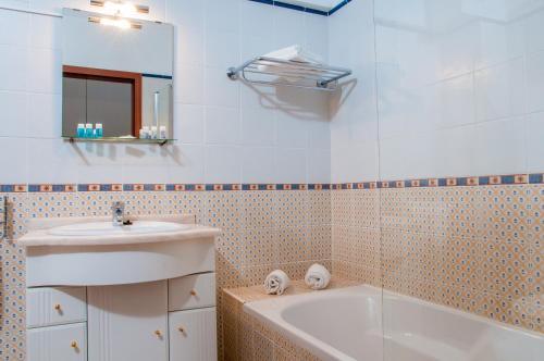 Hostal Estudios Salinas - Fuseta