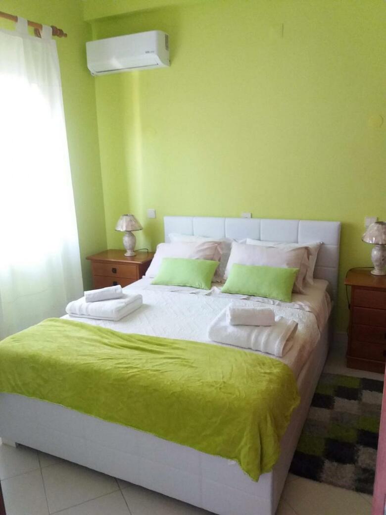 Hostal Bela Alexandra Guest House
