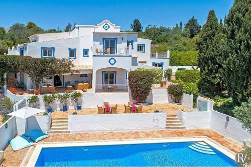 Valverde Villa Sleeps 21 Pool Air Con Wifi