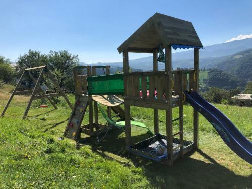 Hostal Bran Monte Crai Chalet