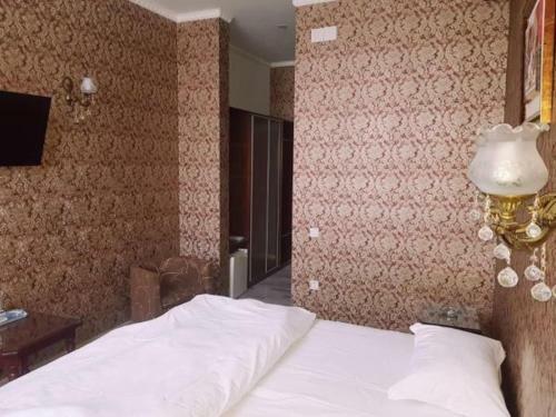 Edy's Royal Hotel Braila