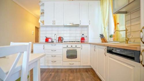 Central Maximus Apartment