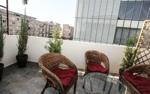 100 Sqm Luxury Apartment, Unirii Square