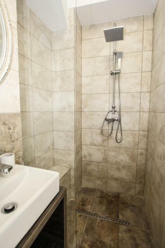 100 Sqm Luxury Apartment, Unirii Square