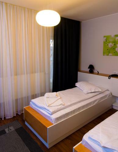 Hostal Pensiunea La Broscuta