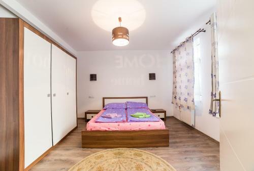 Meda Apartments