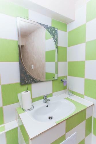 Hostal Nelana Guest House