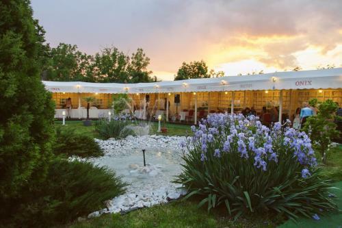 Hotel Onix