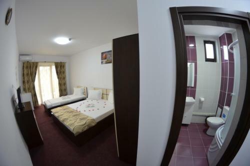 Hostal Razvan Holiday