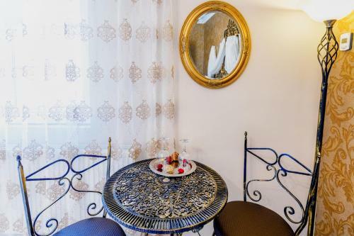 Hostal Pensiunea Avy