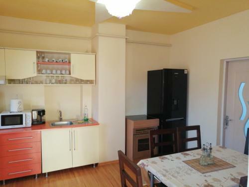 Hostal Casa Ovi ?i Simo