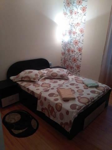Hostal Casa Ovi ?i Simo