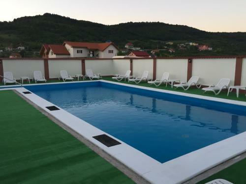 Hostal Villa California Hateg