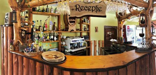 Hostal Erdelyi Gonduzo Pension Restaurant