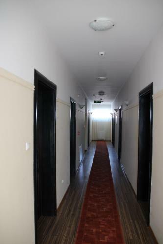 Astoria Hotel & Restaurant