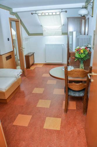 Hostal Pensiunea Restaurant Casa Alba