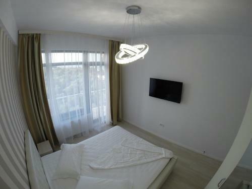 911 Mamaia Apartments