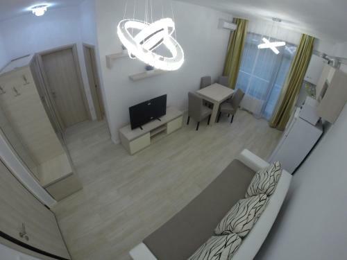 911 Mamaia Apartments