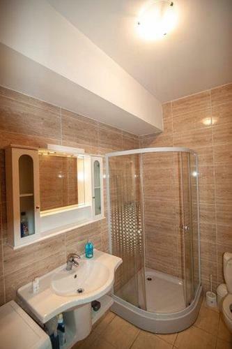Summerland Luxury Apartment