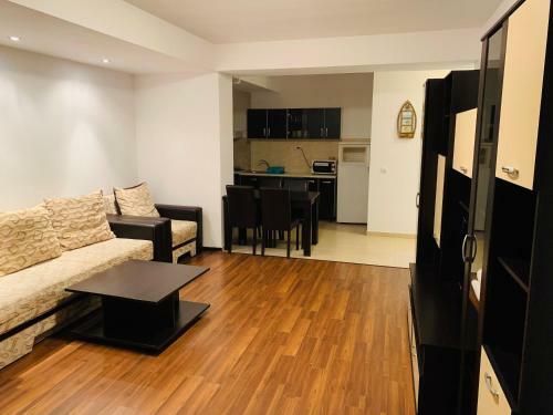 David Summerland Apartments Mamaia