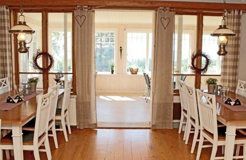 Vikarbyns B&B