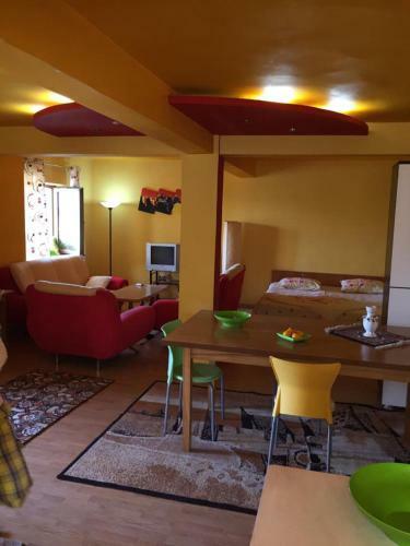 Hostal Vila Khalo