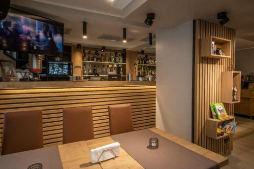 Apartament Tatu Bar&grill